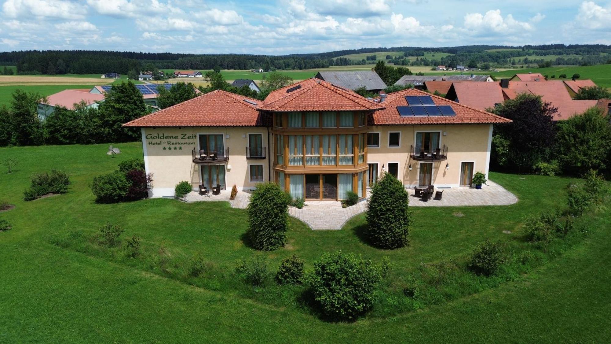 Naturhotel Goldene Zeit Georgenberg Exterior photo